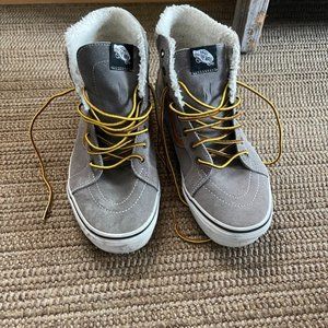 SK8-HI SHOE with fur